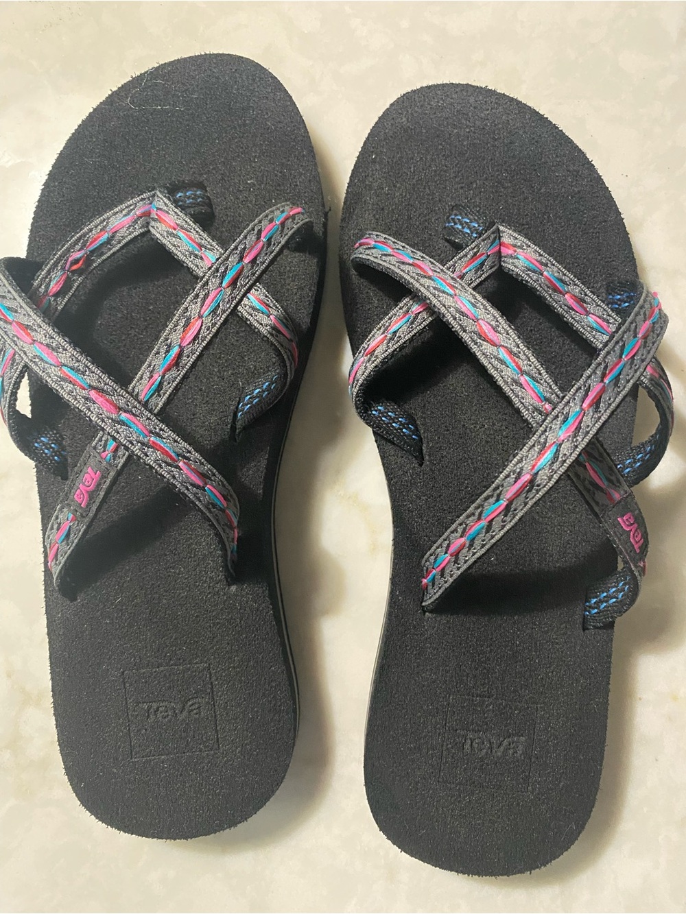Teva Olowahu Gray Strappy Sandals Ladies Size 7